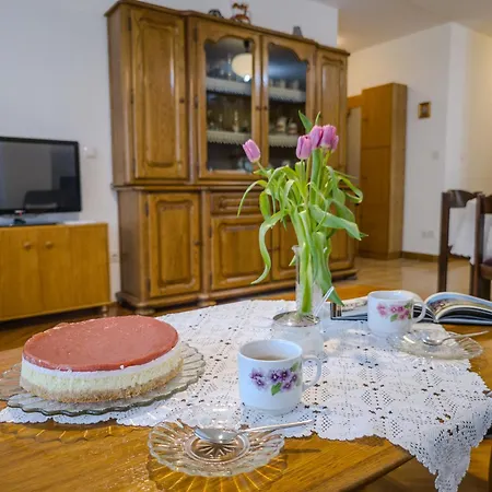 Apartment Mili *